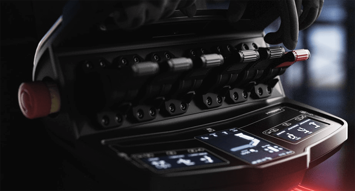 Engine Control optimises loader crane performance and makes decarbonisation practical